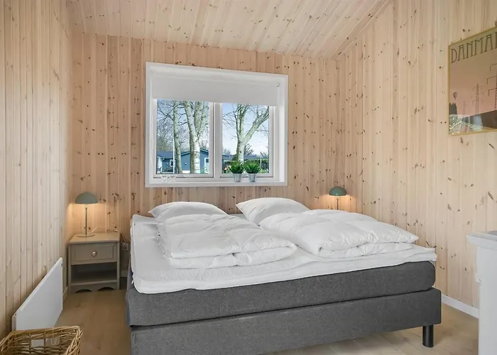 Hébergement de vacances Wooden House With Direct Access To The Sea